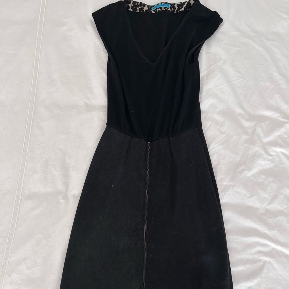 Alice + Olivia Black Zipper Dress